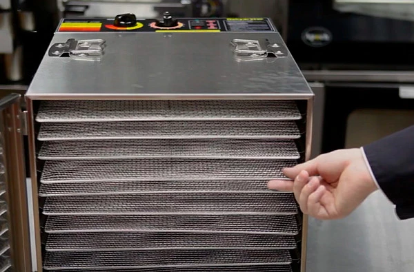 Дегидратор сушилка Hurakan HKN-DHD10