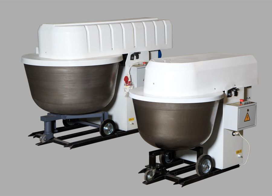 Тестомесильная машина ТММ-140 с деж. нерж. в комплекте