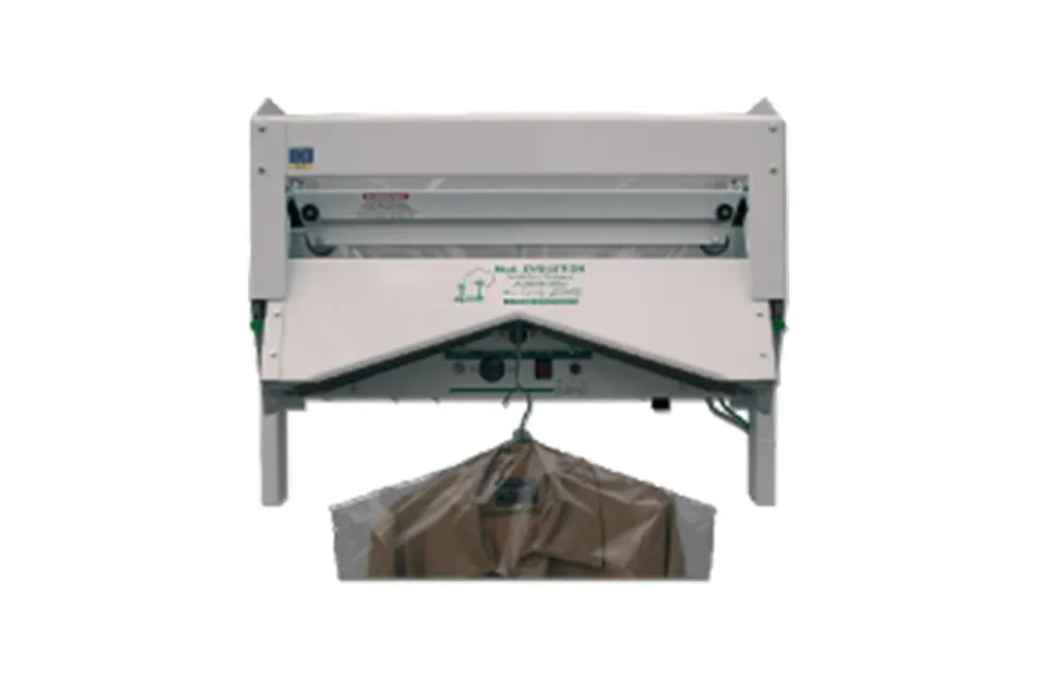 Artmecc Di Fornaro Renato Машина упаковочная серии EVOLUTION мод. EVOLUTION PML