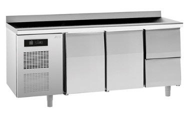 СТОЛ С ОХЛАЖД.ШКАФОМ SAGI KIGB2A
