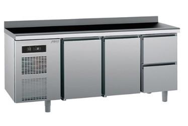 СТОЛ С ОХЛАЖД.ШКАФОМ SAGI KUEB2A