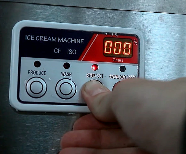 Фризер для мороженого Hualian Machinery HIM-01